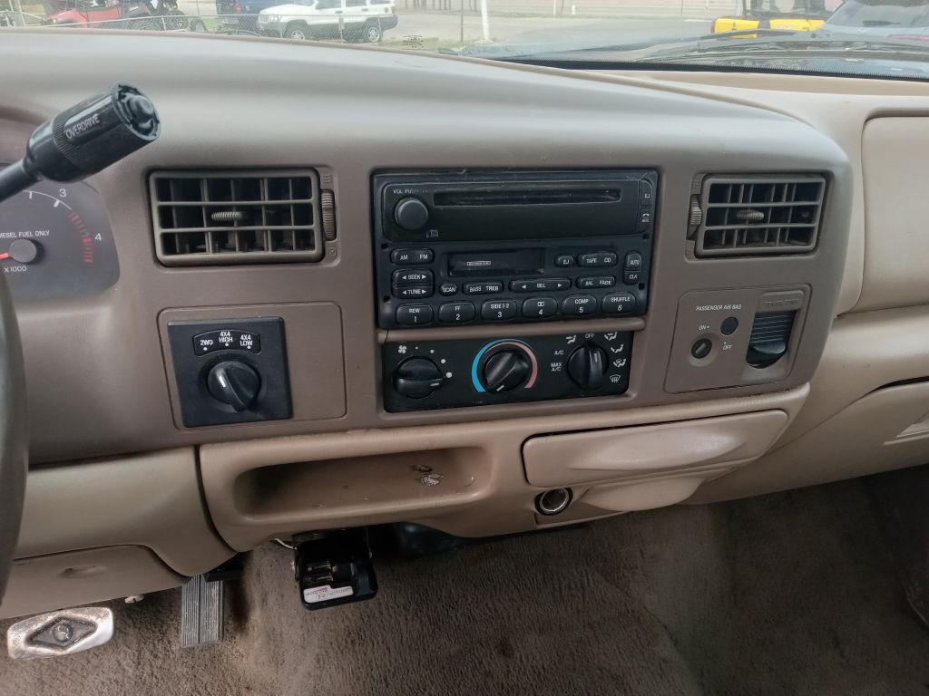 1999 Ford F-350 Image 16