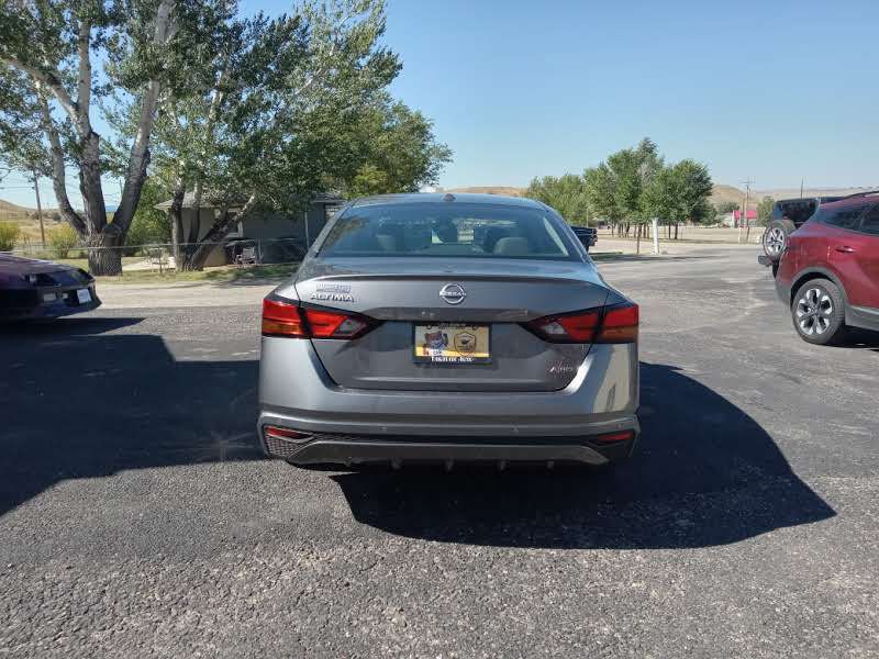 2025 Nissan Altima Image 4
