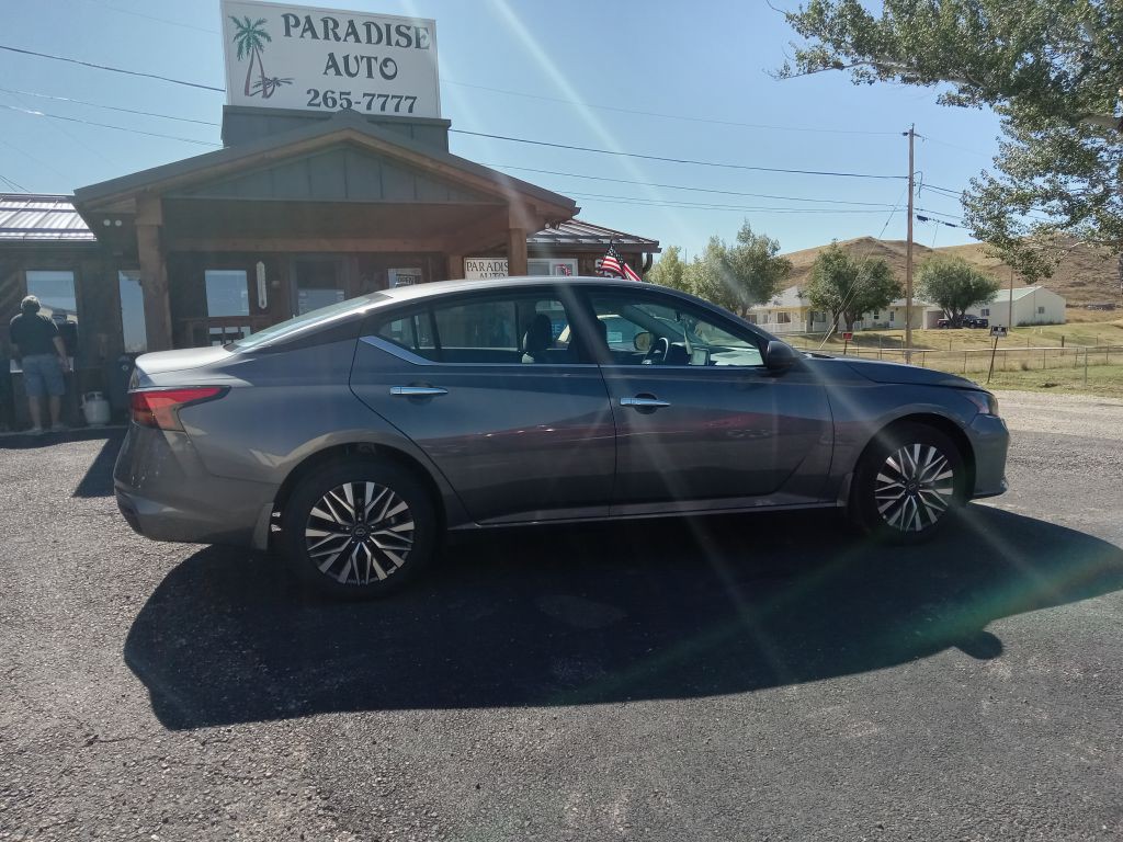 2025 Nissan Altima Image 6