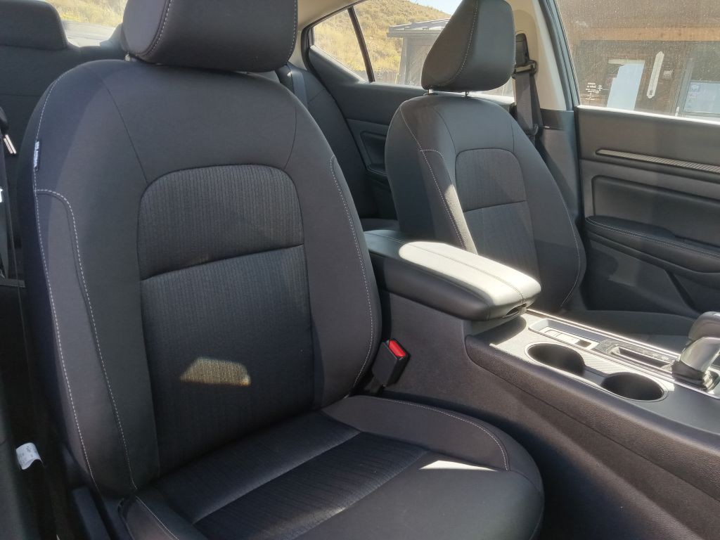 2025 Nissan Altima Image 22