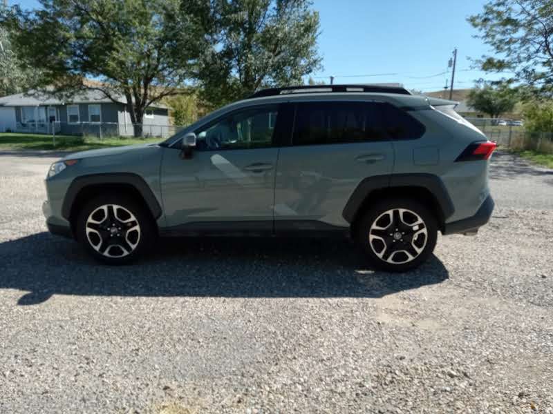 2020 Toyota Rav4 Image 2