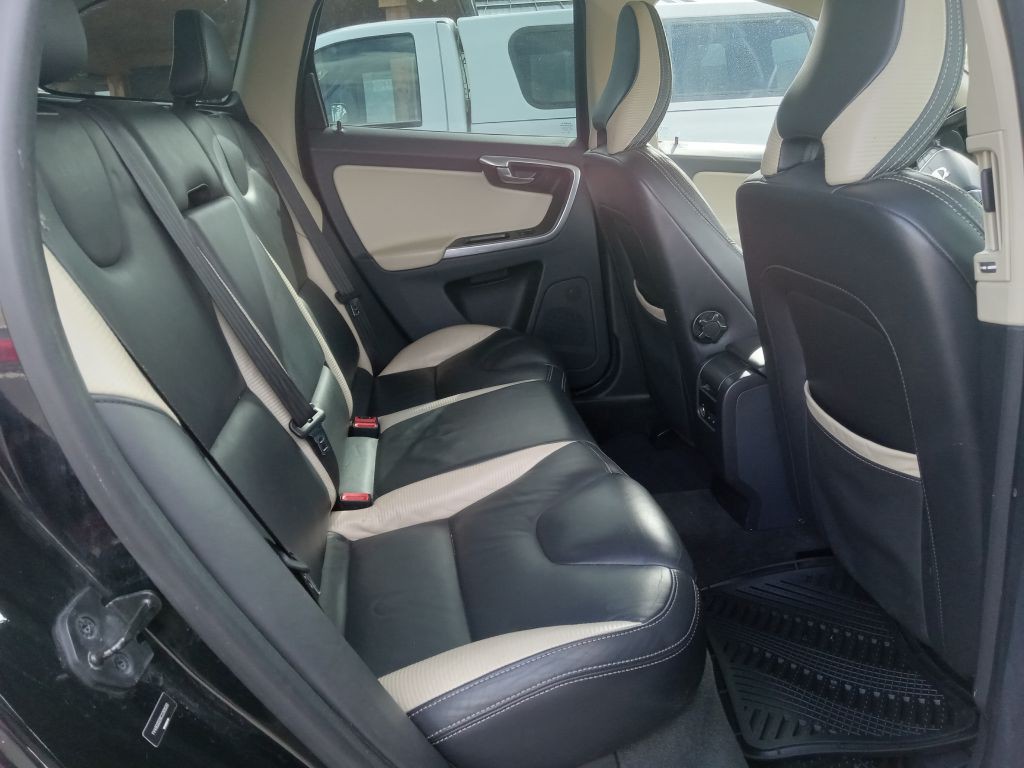 2012 Volvo XC60 Image 19