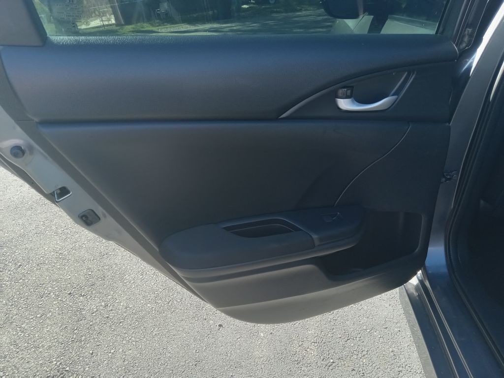 2018 Honda Civic Image 10