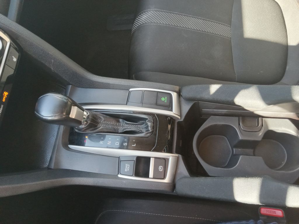 2018 Honda Civic Image 25