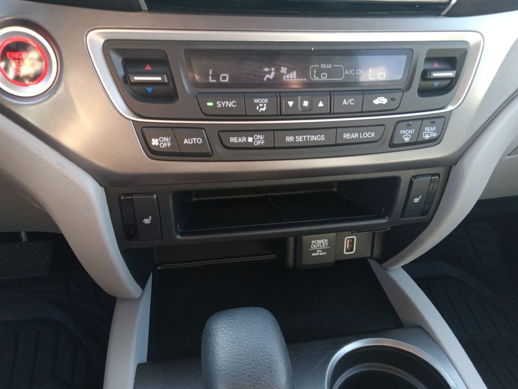 2020 Honda Pilot Image 32