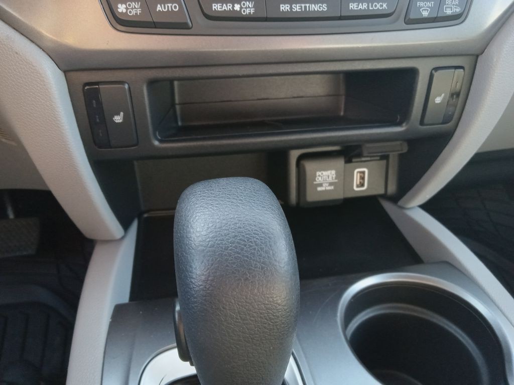 2020 Honda Pilot Image 32