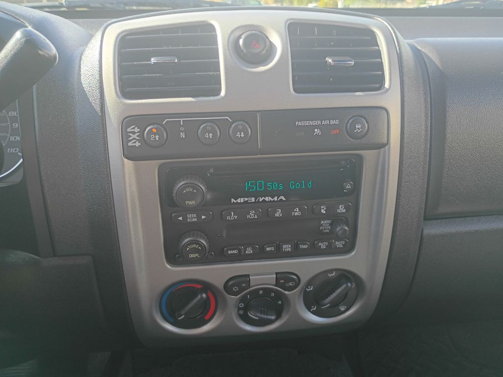 2011 Chevrolet Colorado Image 24