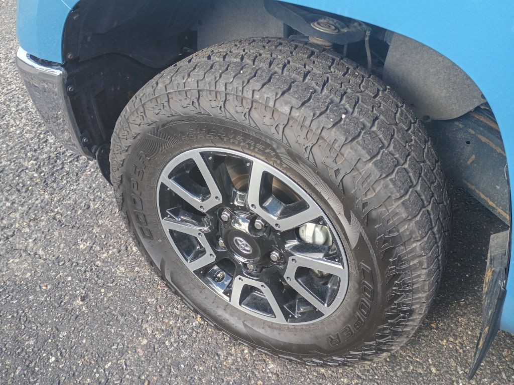 2019 Toyota Tundra Image 9