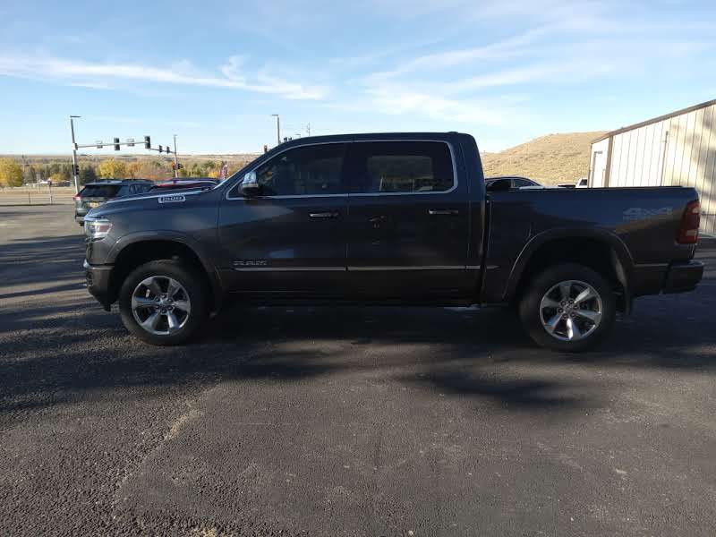 2021 RAM 1500 Image 2