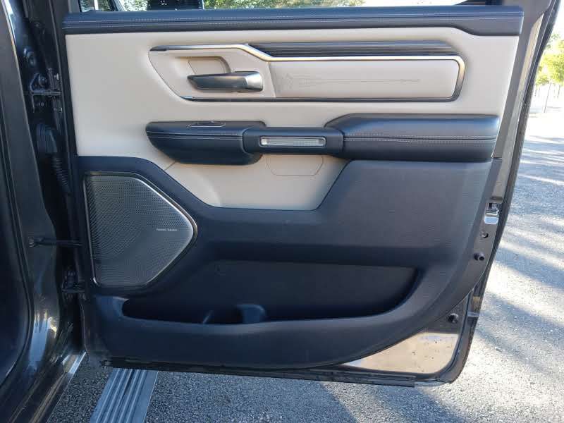 2021 RAM 1500 Image 17