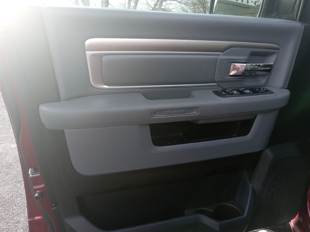 2017 RAM 1500 Image 14