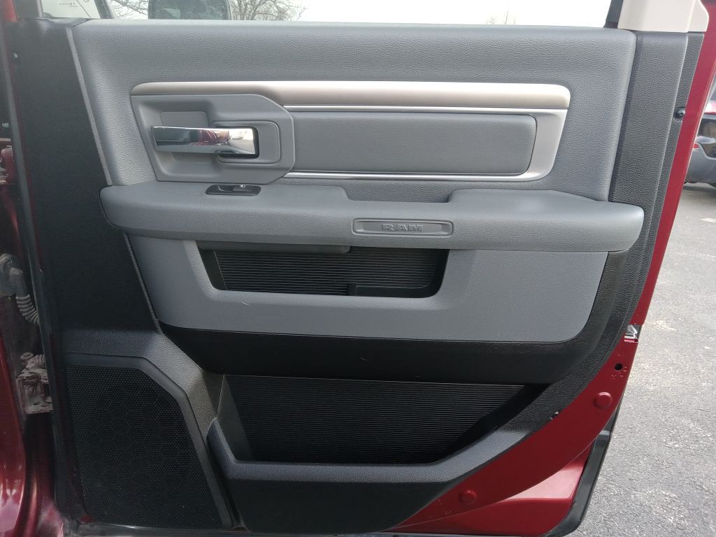 2017 RAM 1500 Image 19