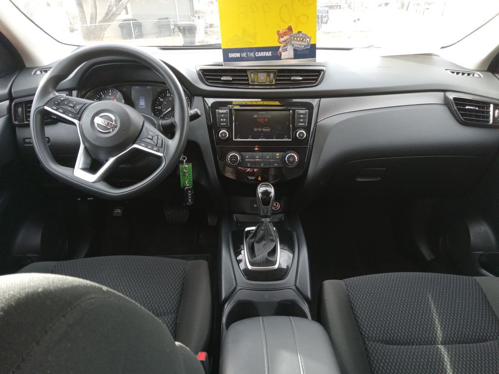 2021 Nissan Rogue Image 15