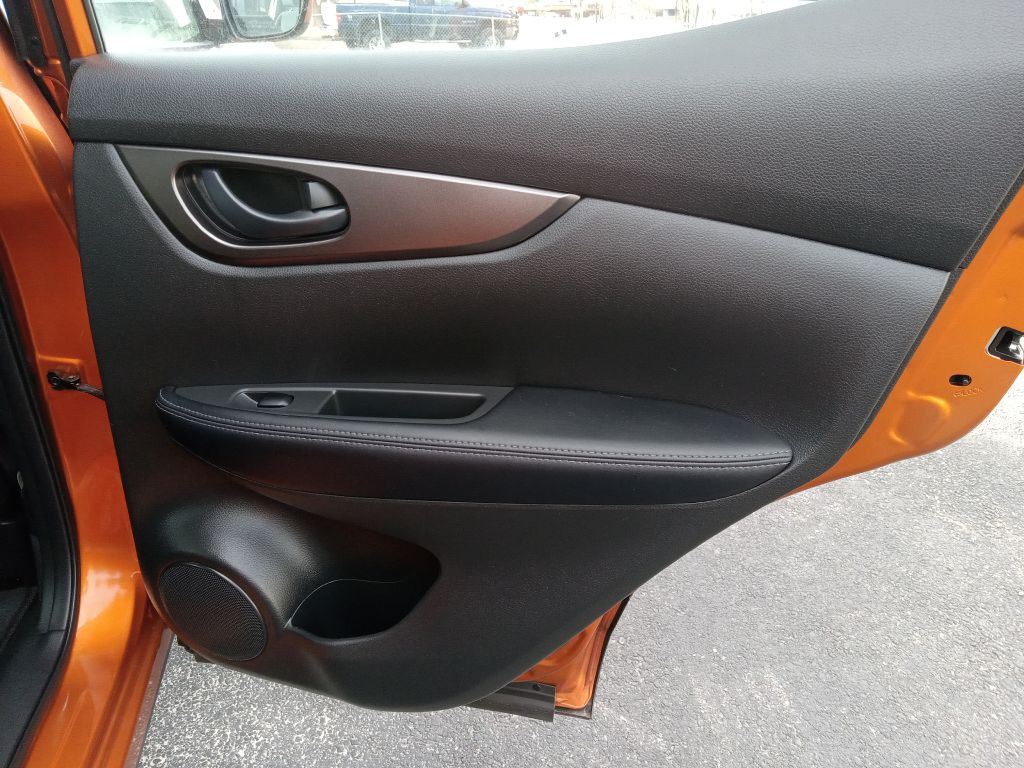 2021 Nissan Rogue Image 17