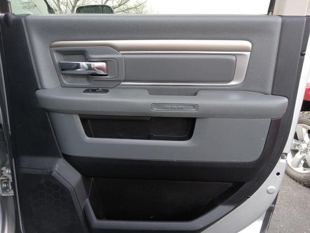 2017 RAM 2500 Image 16