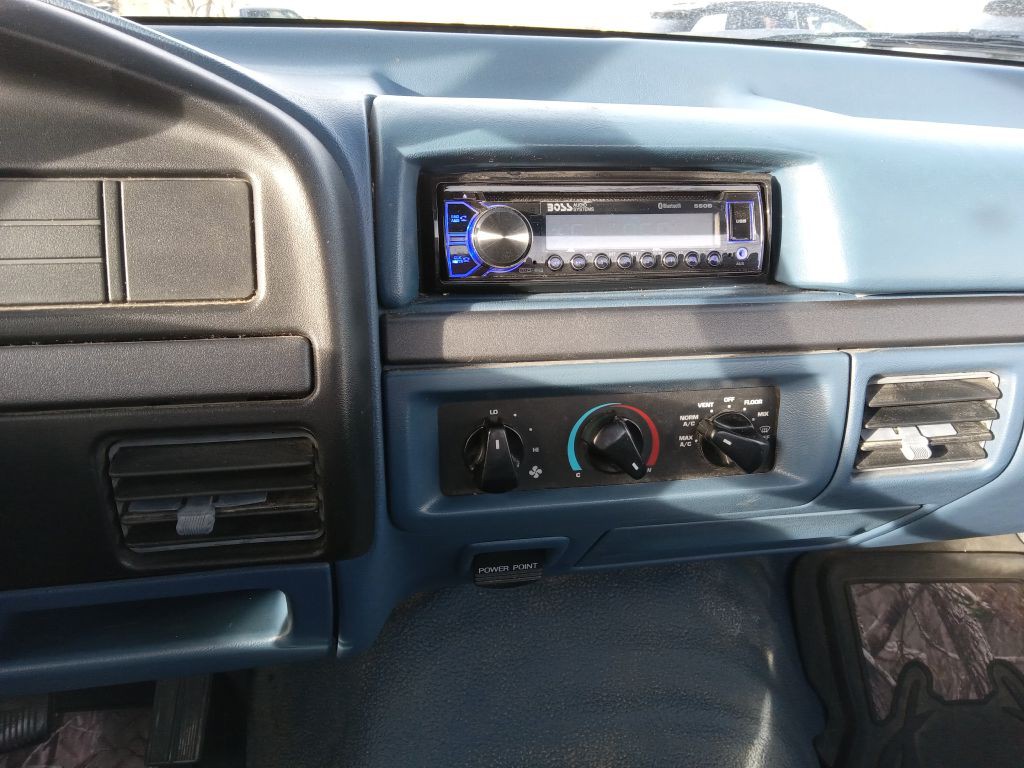 1994 Ford F-150 Image 14