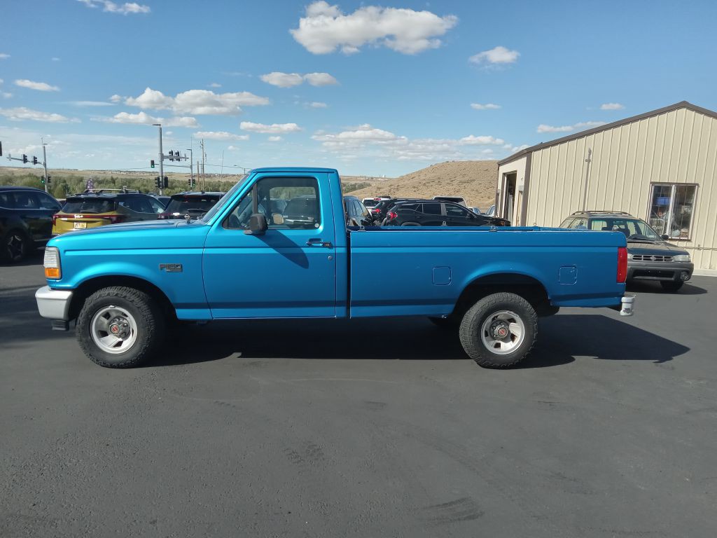 1994 Ford F-150 Image 2