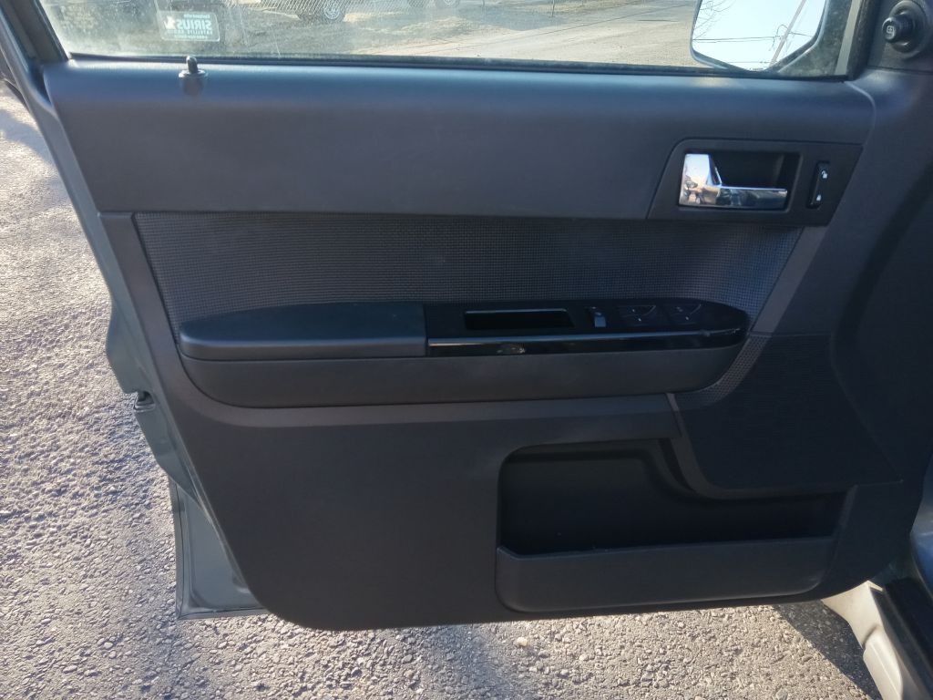 2012 Ford Escape Image 12