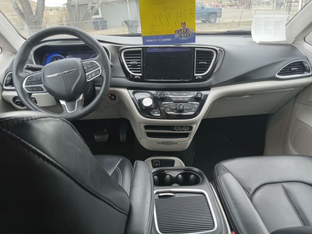 2023 Chrysler Pacifica Image 13