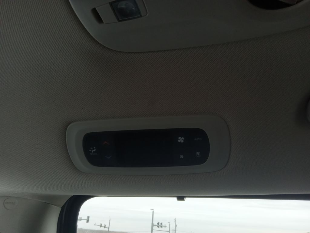 2023 Chrysler Pacifica Image 17