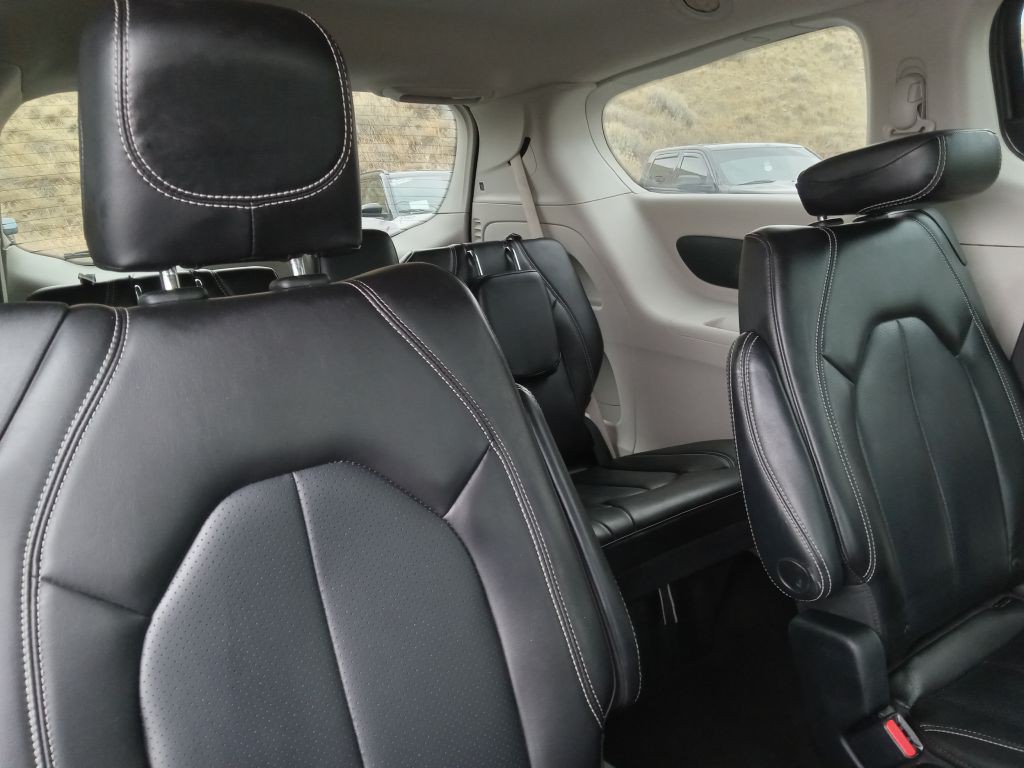 2023 Chrysler Pacifica Image 20