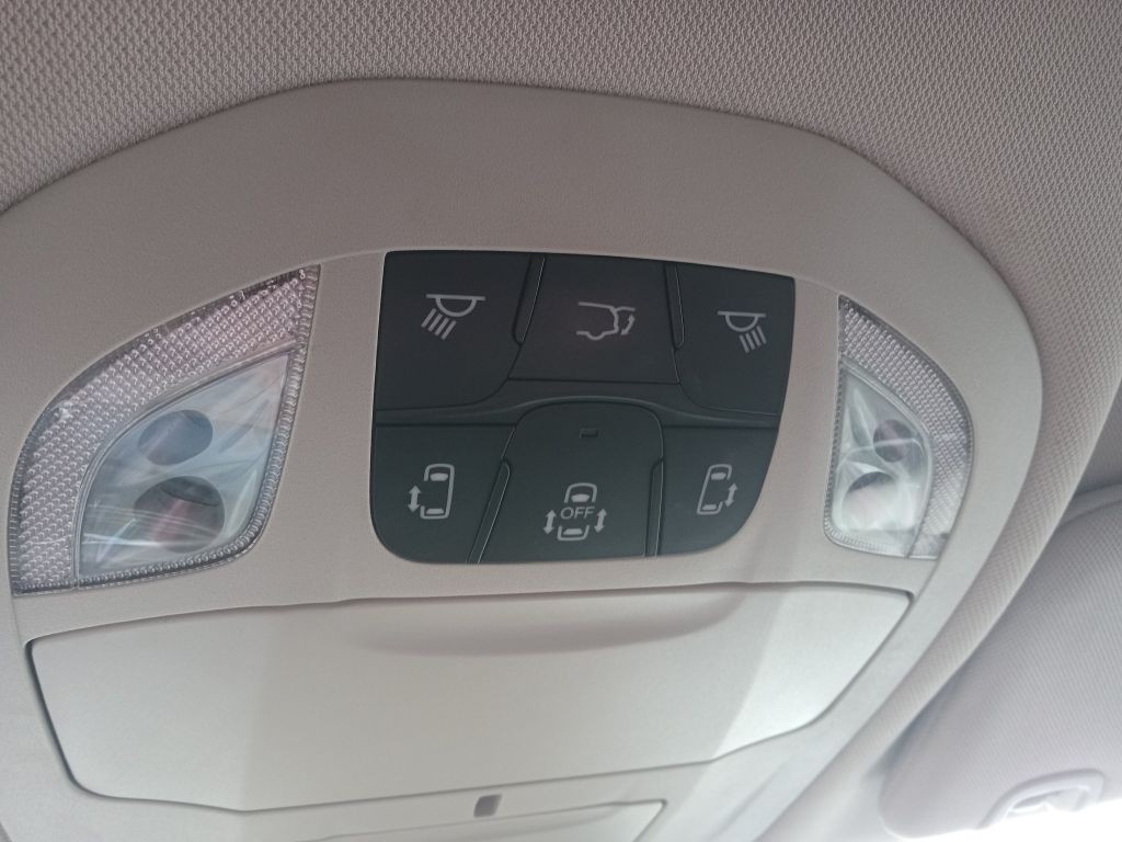 2023 Chrysler Pacifica Image 31