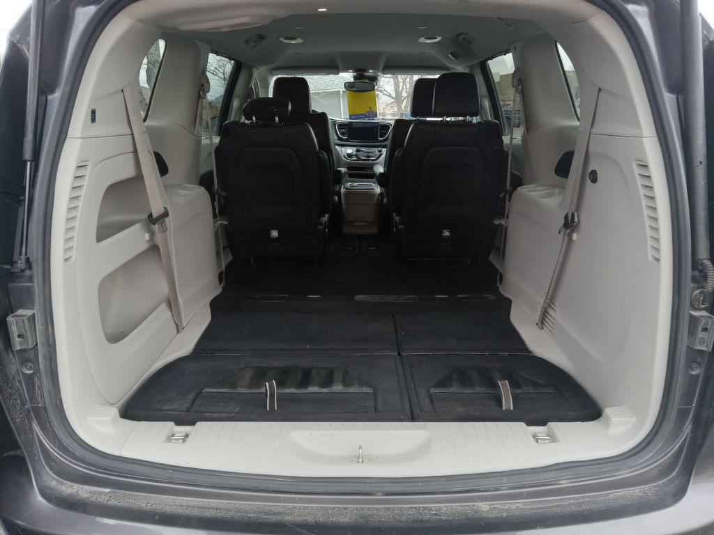 2023 Chrysler Pacifica Image 34
