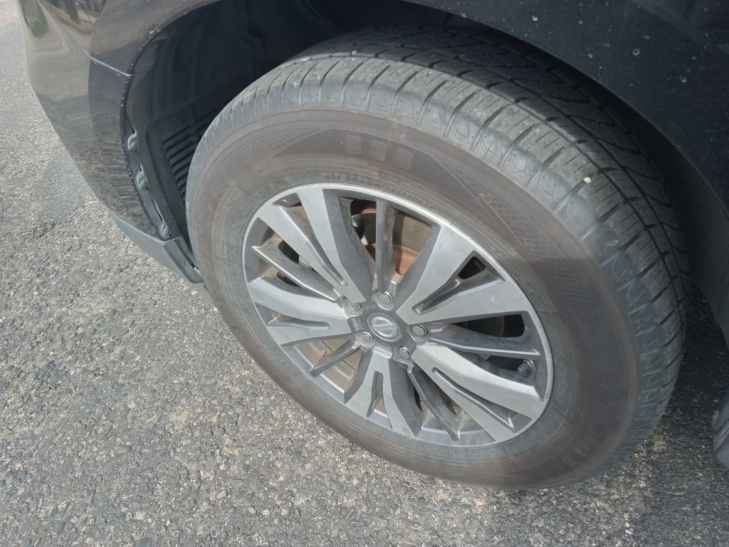 2020 Nissan Pathfinder Image 9