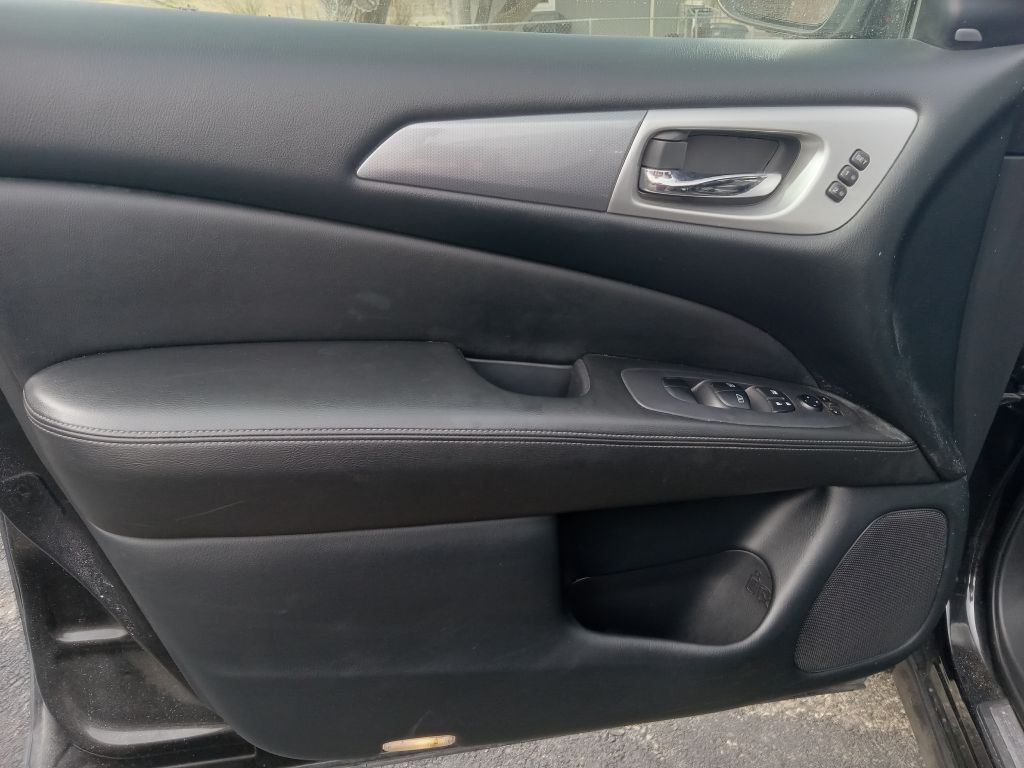 2020 Nissan Pathfinder Image 11