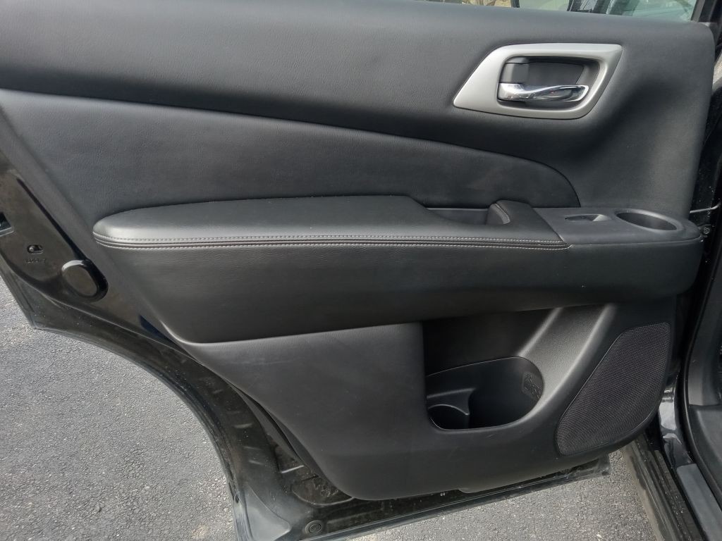 2020 Nissan Pathfinder Image 13