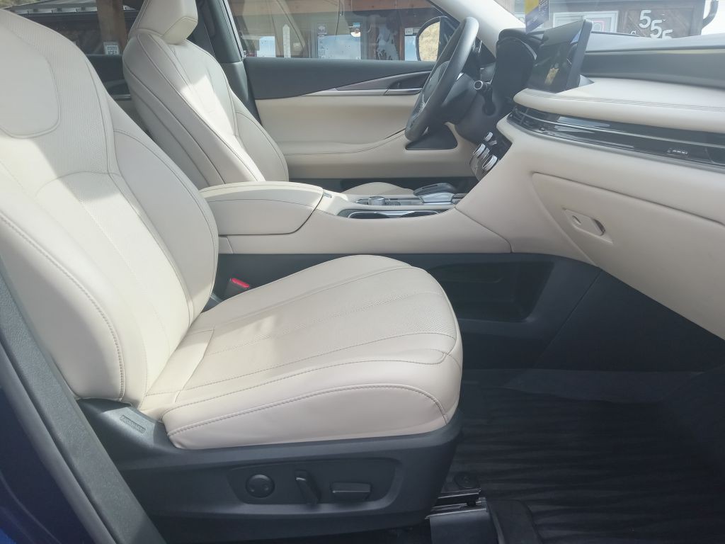 2023 INFINITI QX60 Image 24