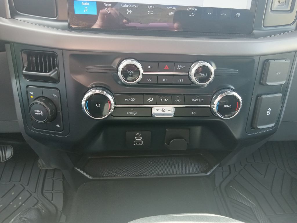 2025 Ford F-150 Image 29