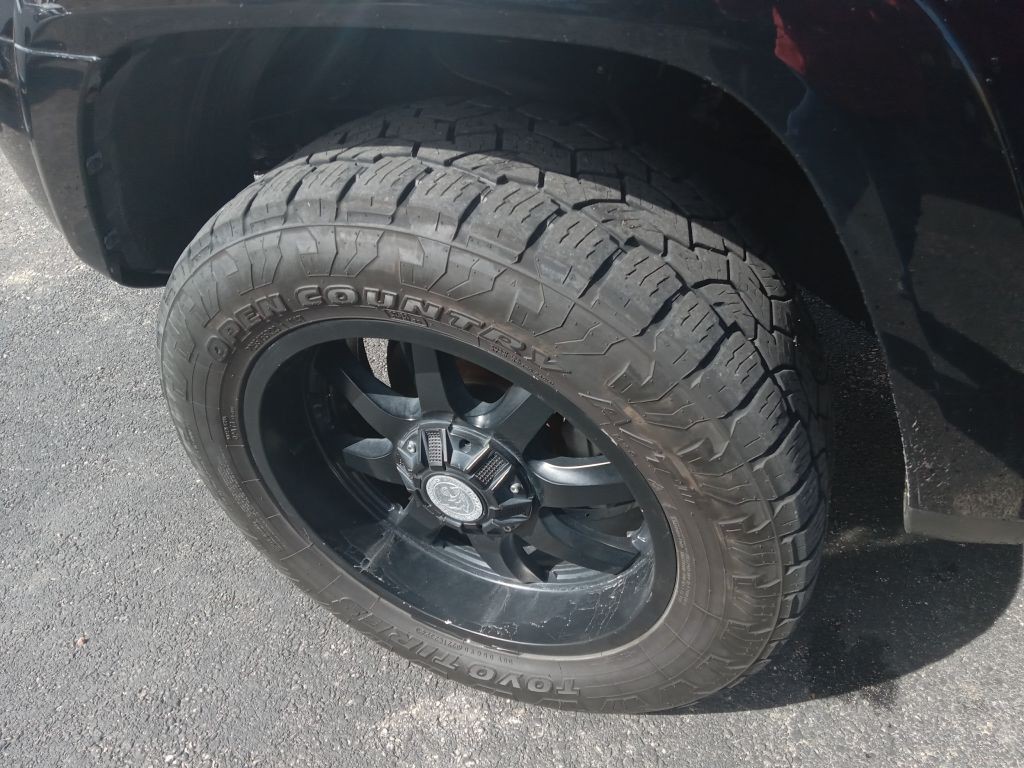 2018 Toyota 4Runner Image 9