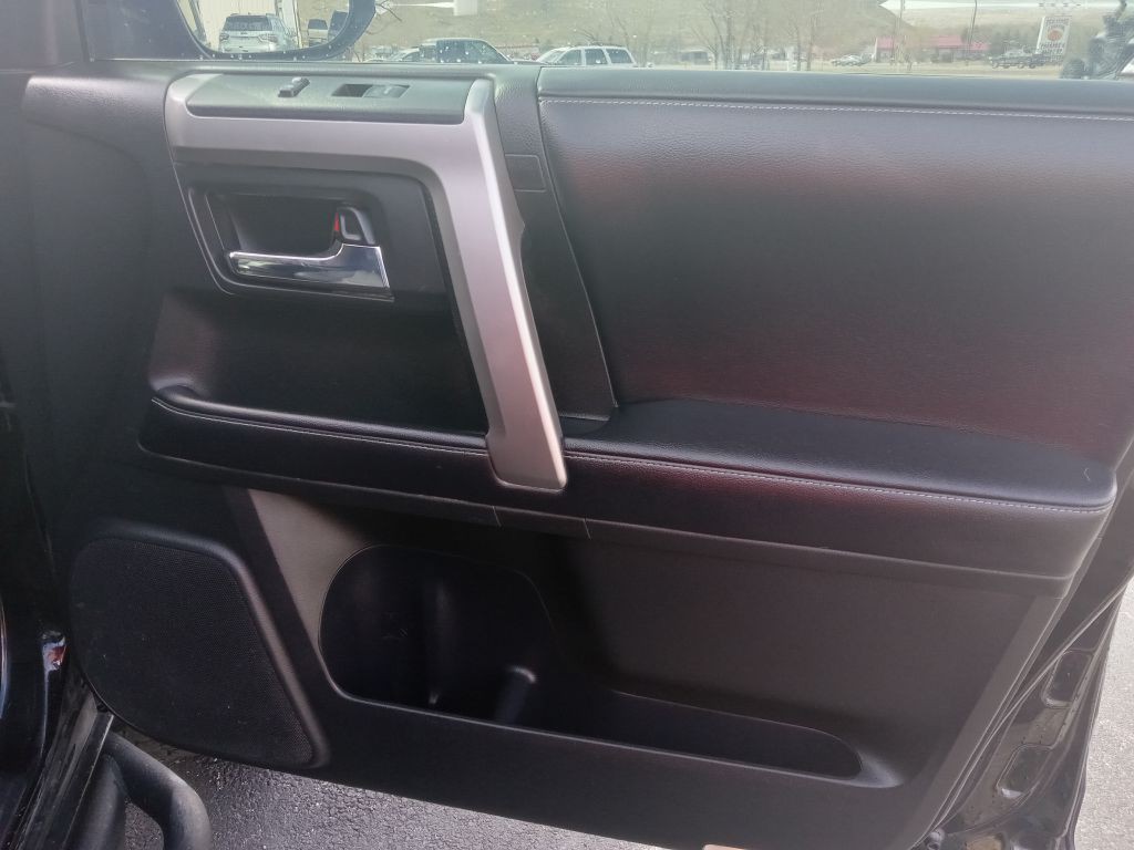 2018 Toyota 4Runner Image 18