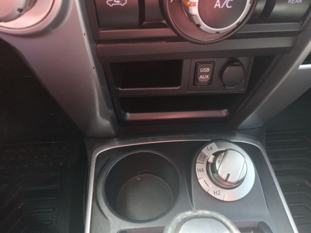 2018 Toyota 4Runner Image 24