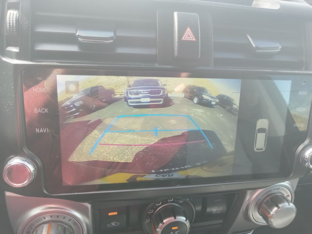 2018 Toyota 4Runner Image 28