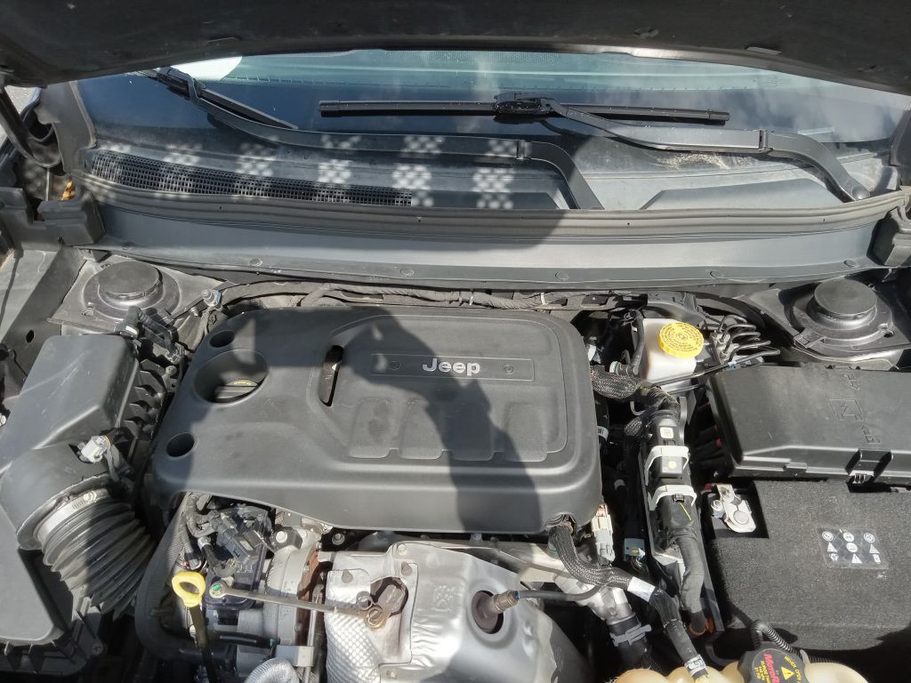 2019 Jeep Cherokee Image 32