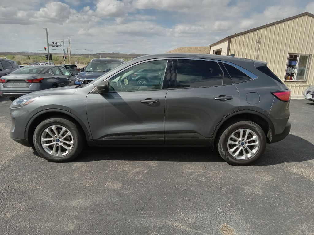 2022 Ford Escape Image 2