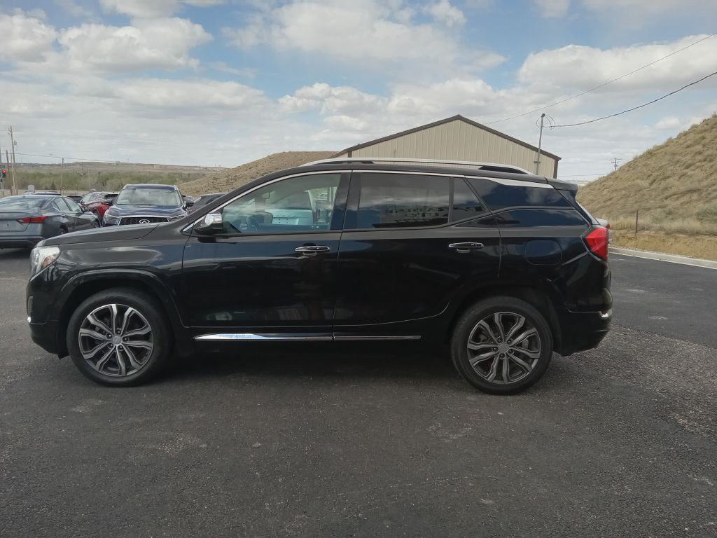 2019 GMC Terrain Image 2