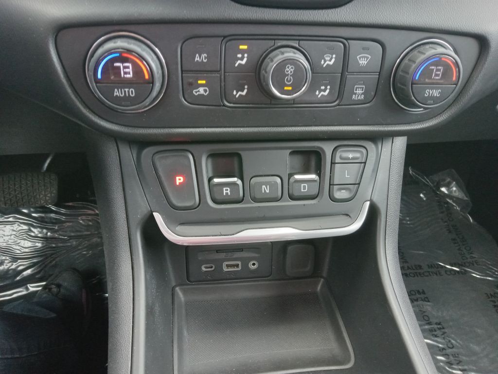 2019 GMC Terrain Image 27