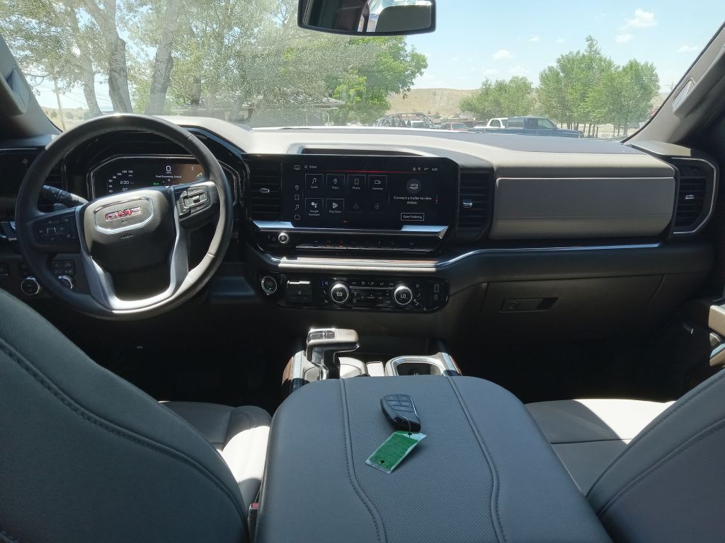 2024 GMC Sierra Image 15