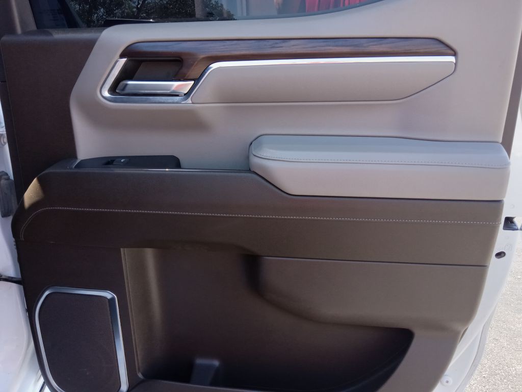 2024 GMC Sierra Image 18