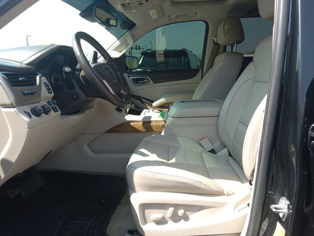 2017 GMC Yukon Image 12