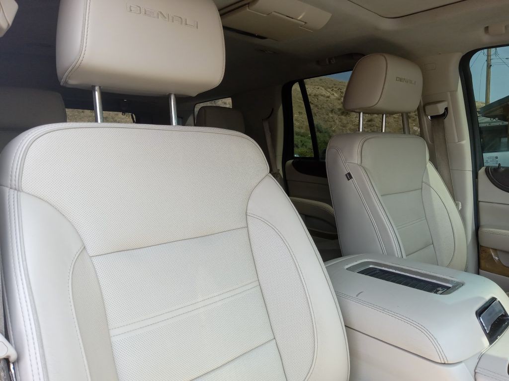 2017 GMC Yukon Image 28