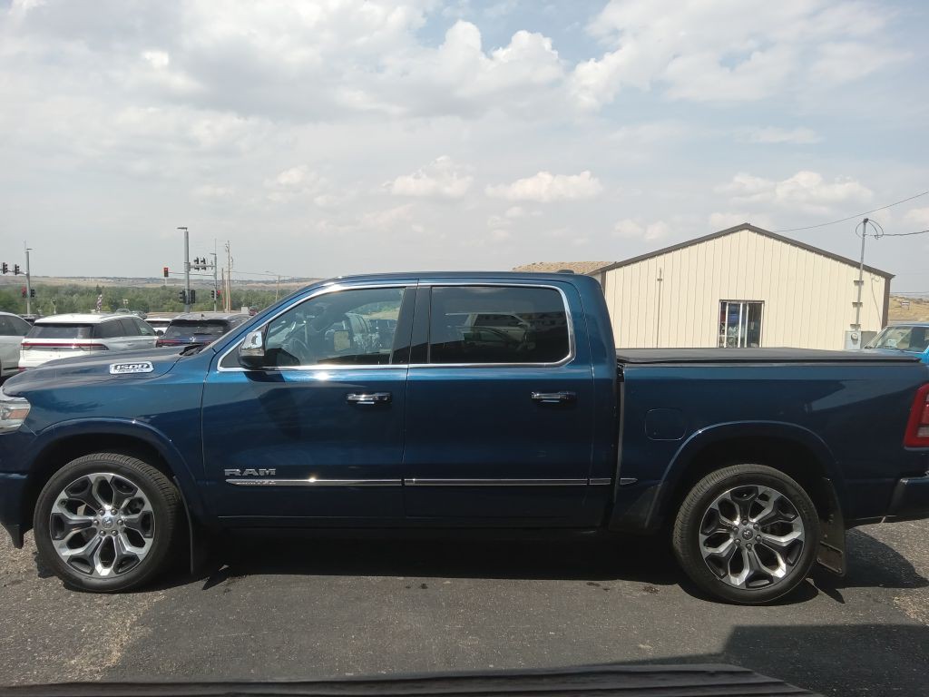 2022 RAM 1500 Image 2