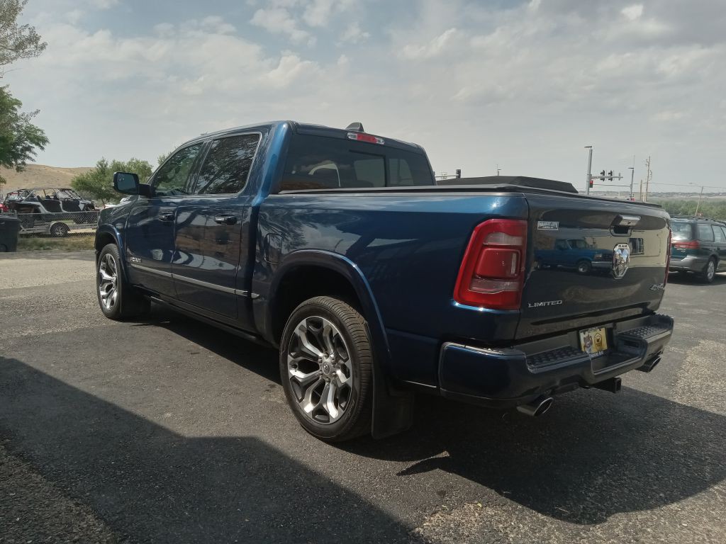 2022 RAM 1500 Image 3
