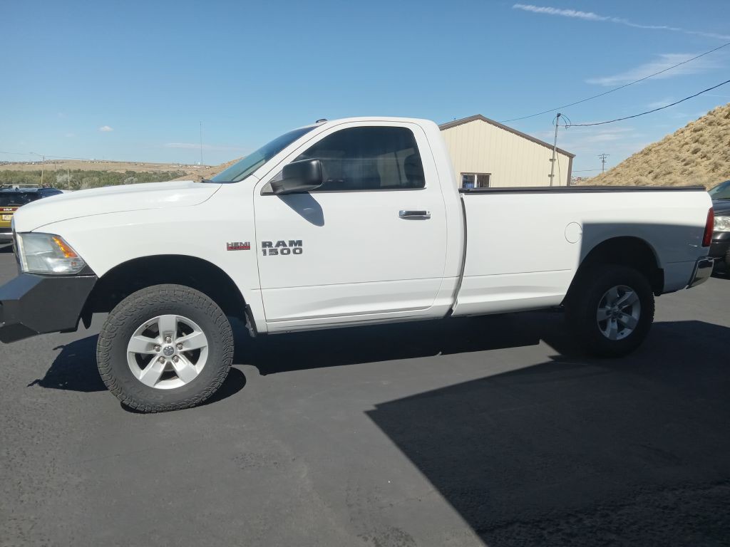2014 RAM 1500 Image 2