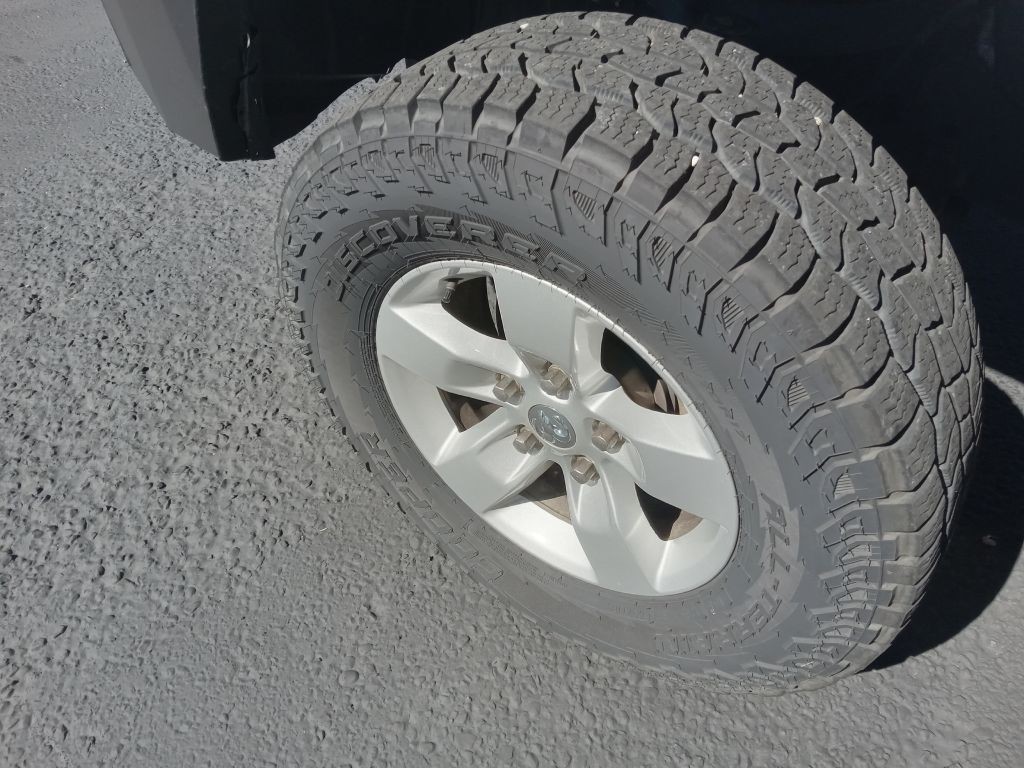 2014 RAM 1500 Image 9
