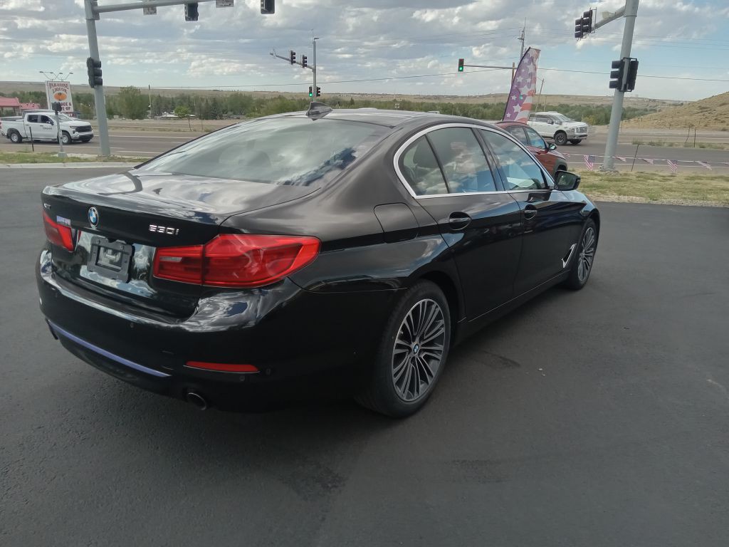 2019 BMW 5 Series Image 5