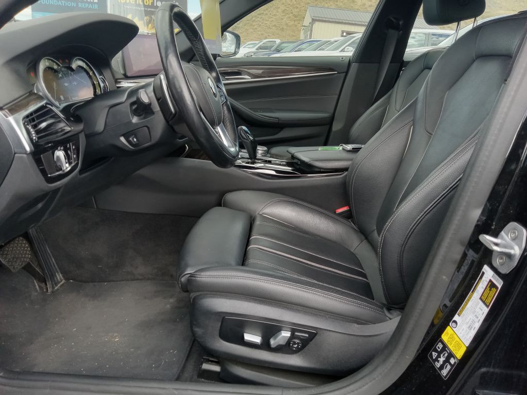 2019 BMW 5 Series Image 12